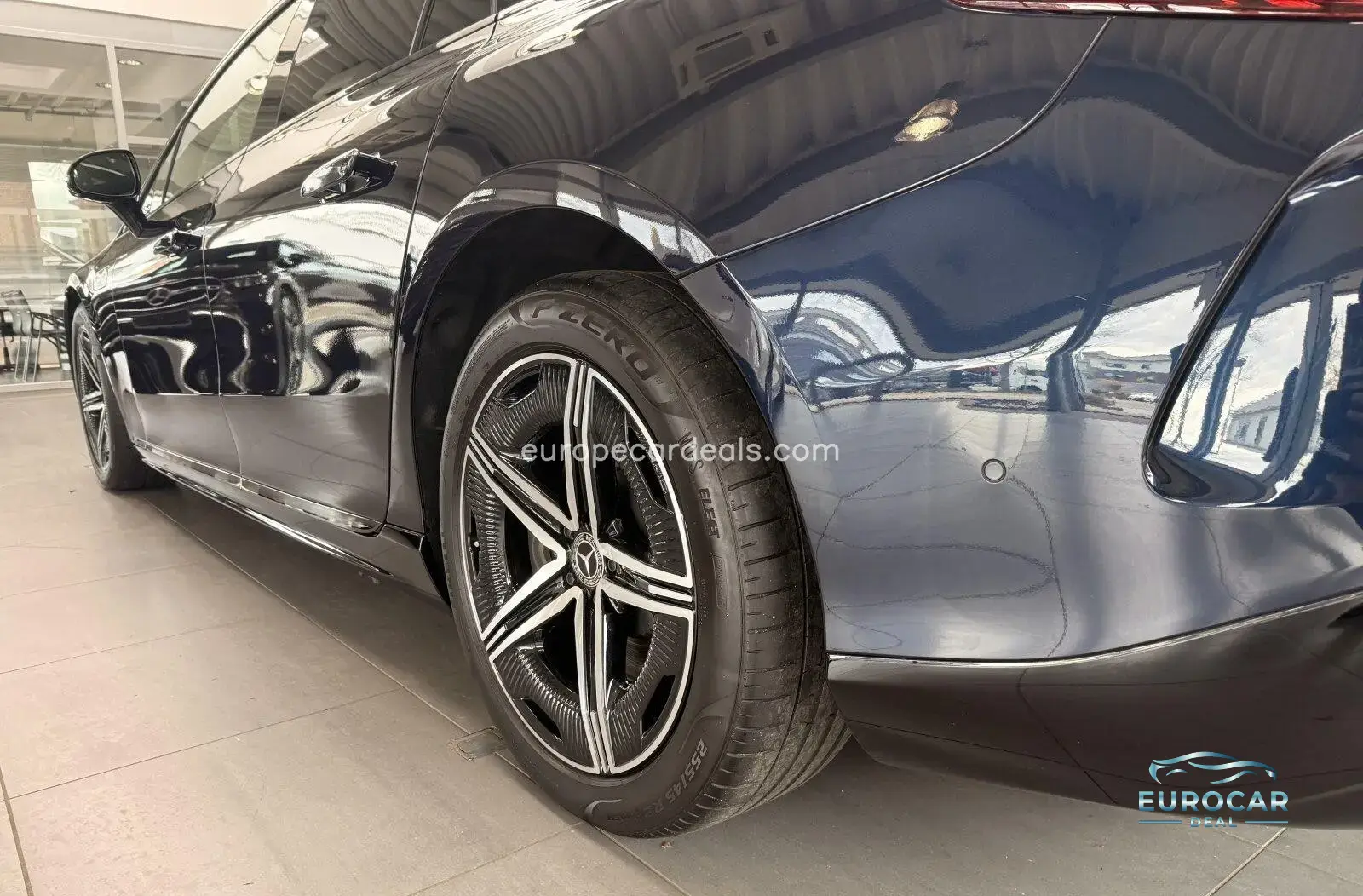 Mercedes-Benz EQS