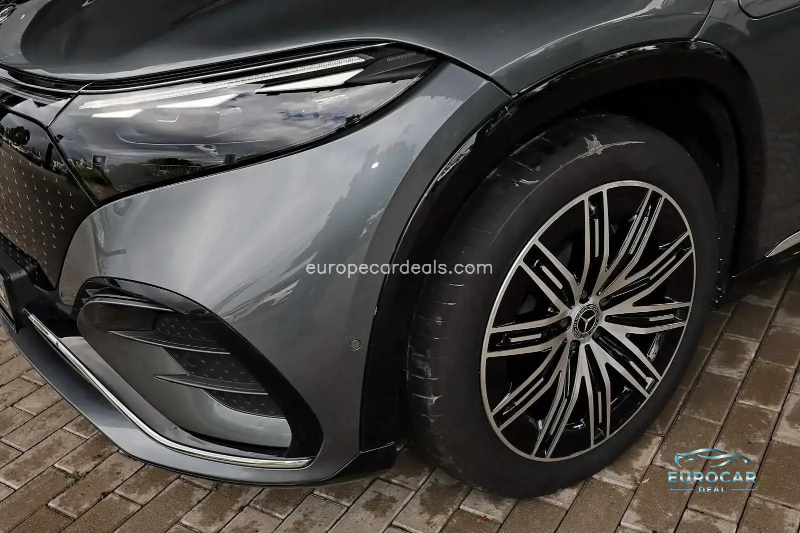 Mercedes-Benz EQS
