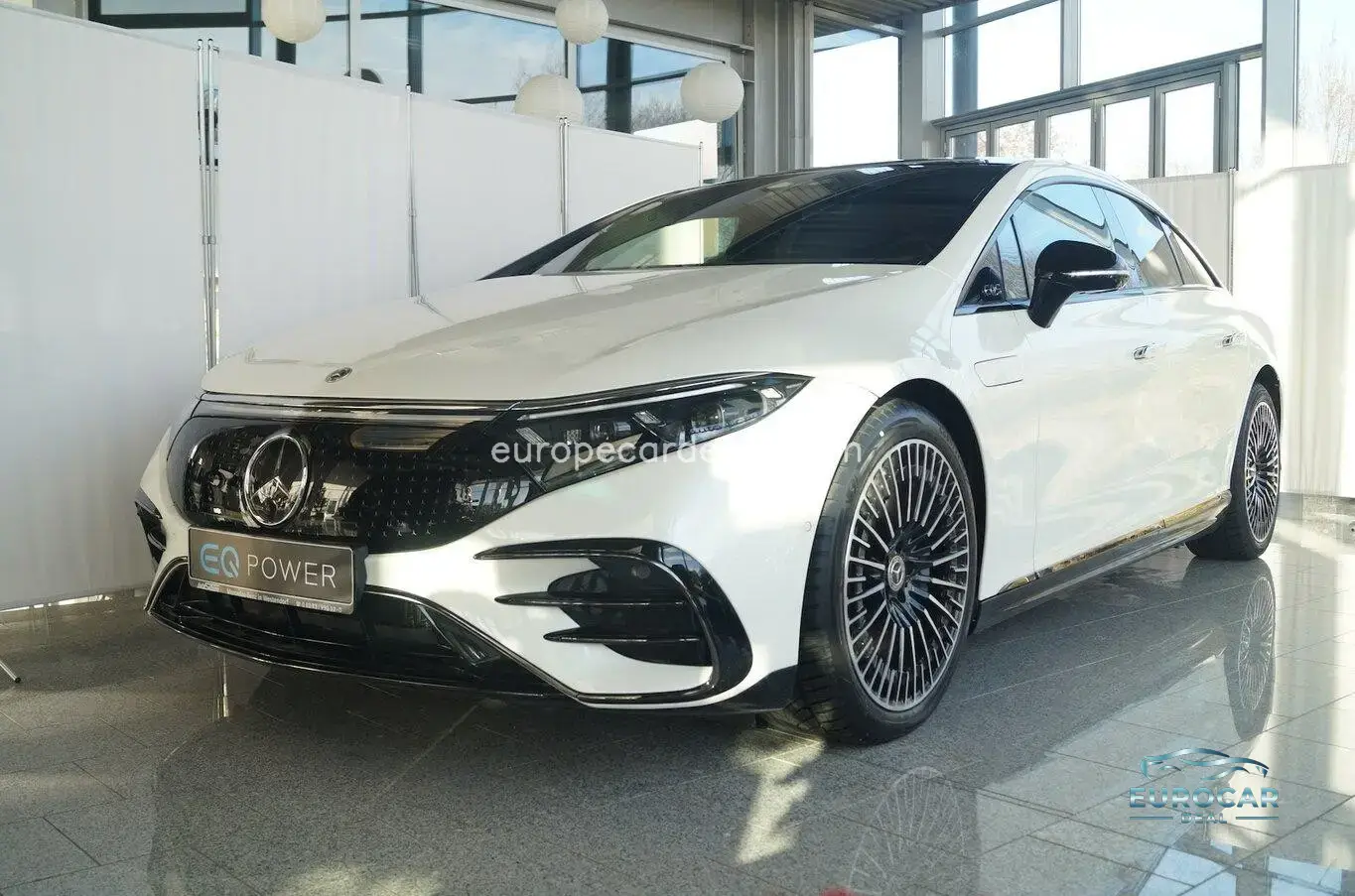 Mercedes-Benz EQS