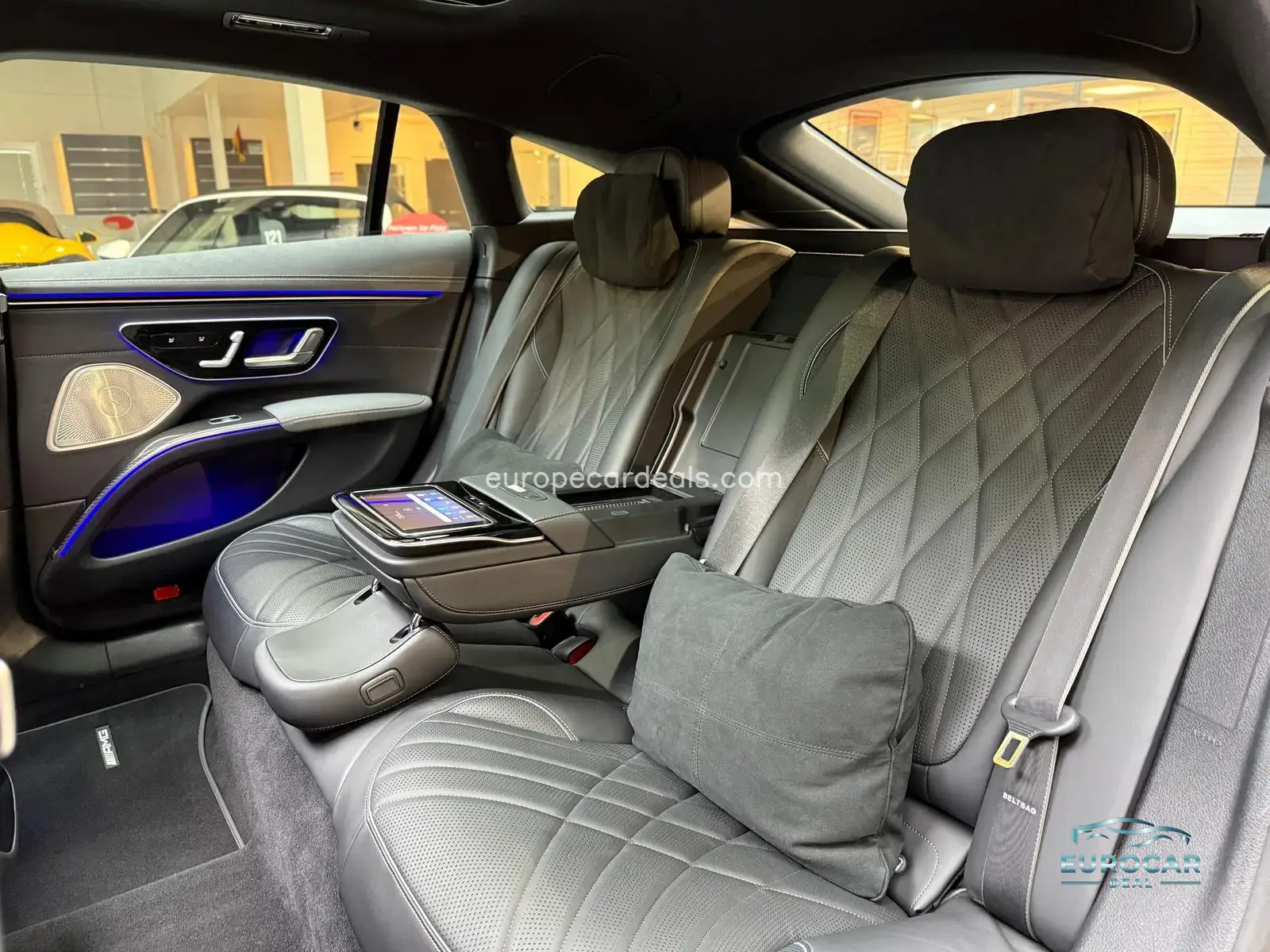 Mercedes-Benz EQS