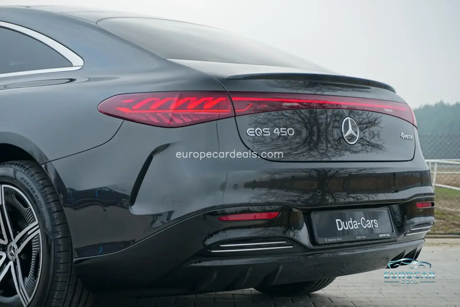 Mercedes-Benz EQS