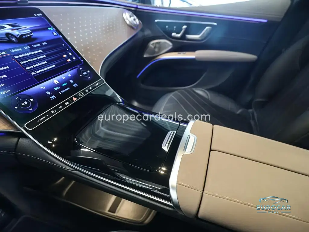 Mercedes-Benz EQS