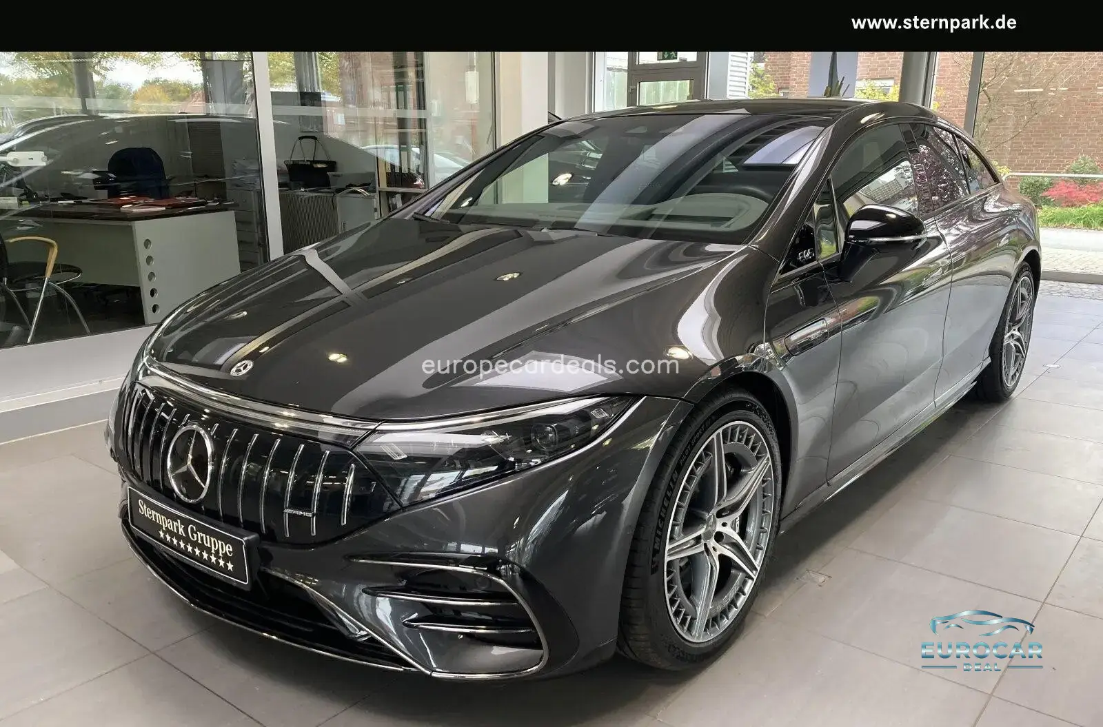 Mercedes-Benz EQS