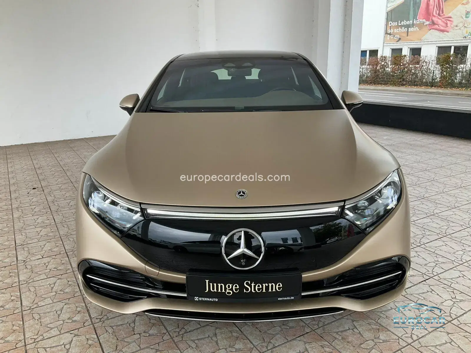 Mercedes-Benz EQS