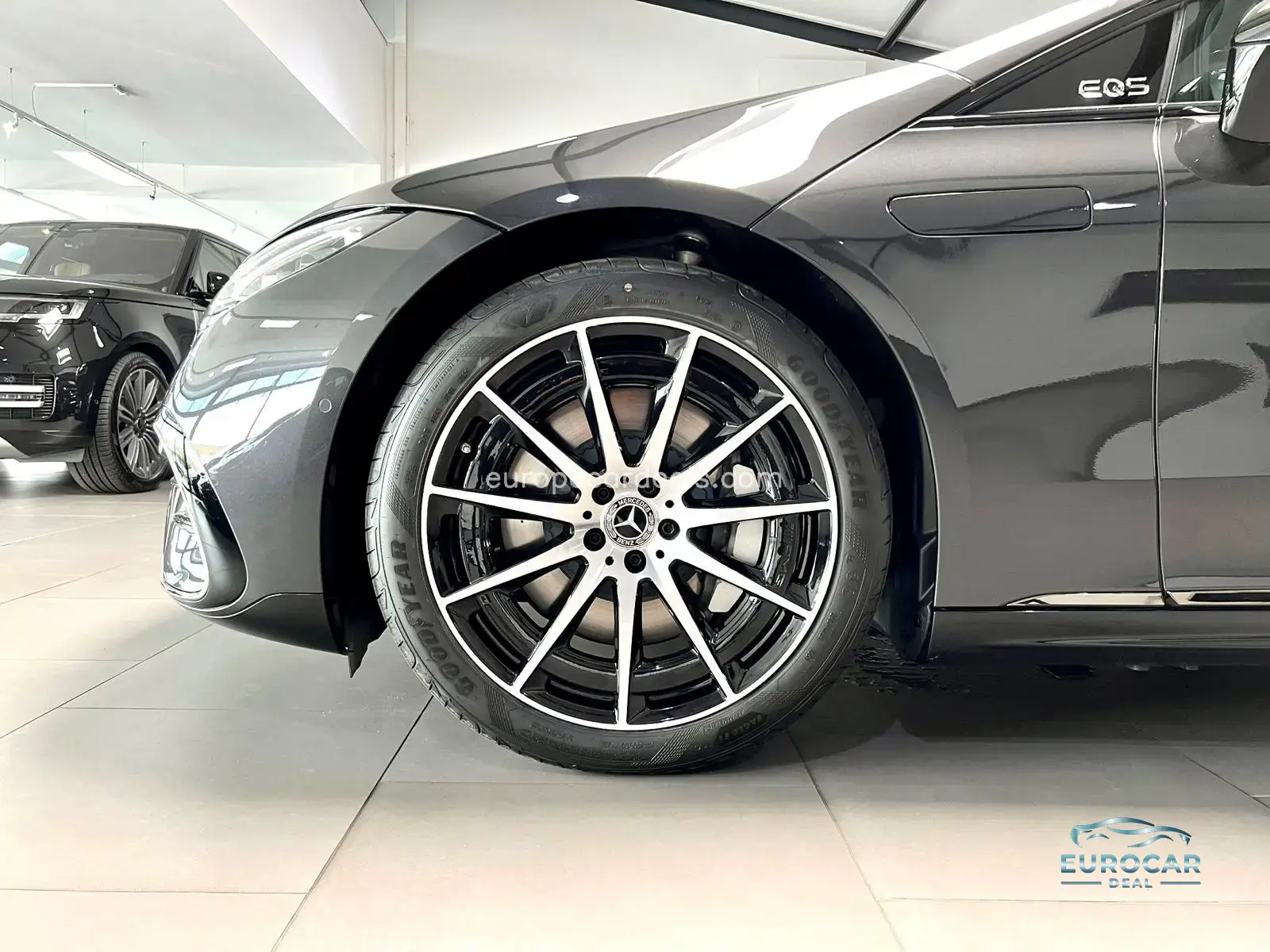 Mercedes-Benz EQS