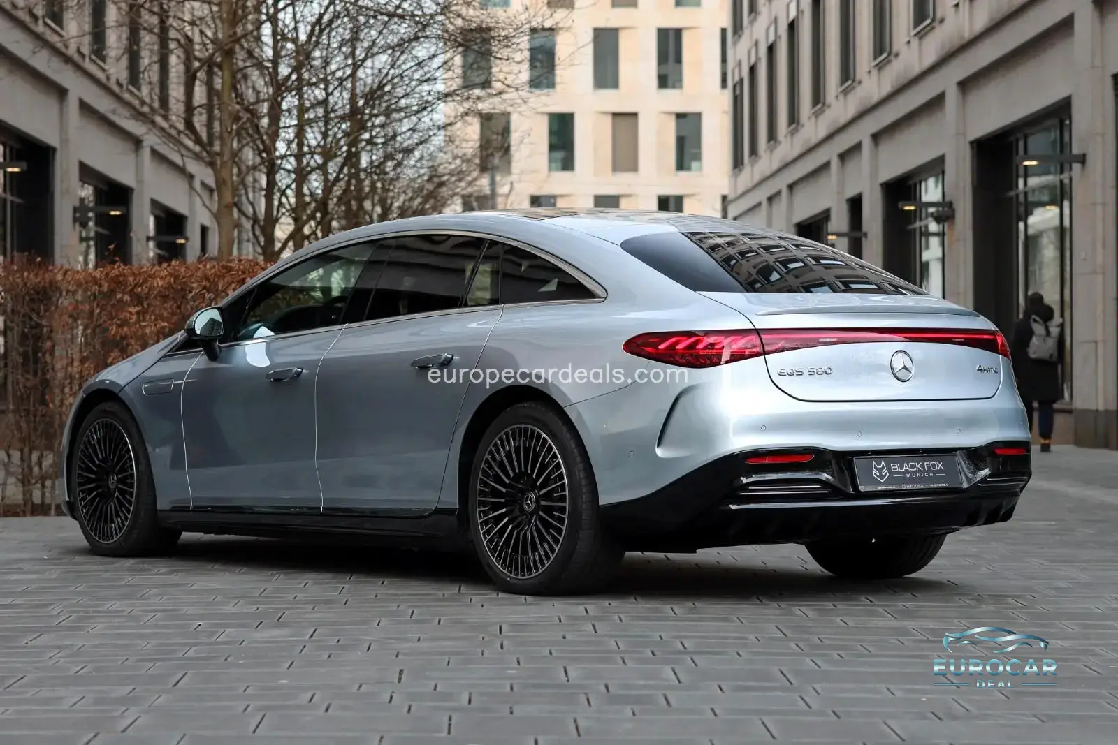 Mercedes-Benz EQS