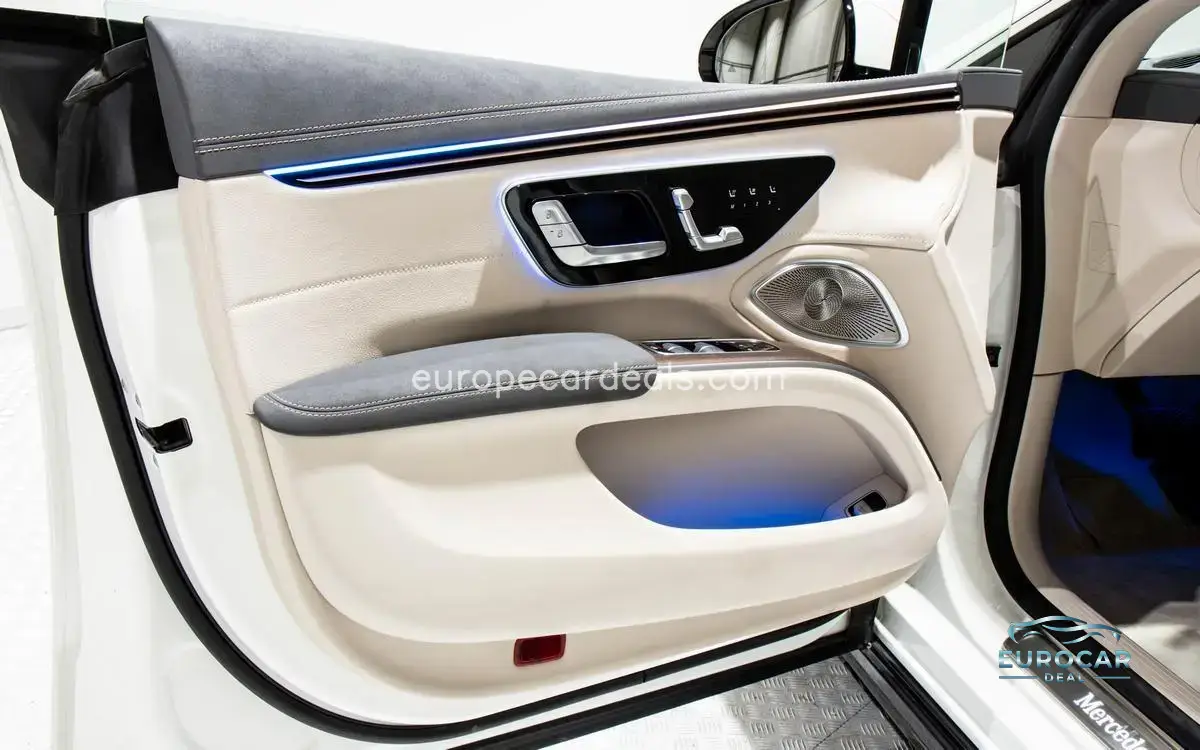 Mercedes-Benz EQS