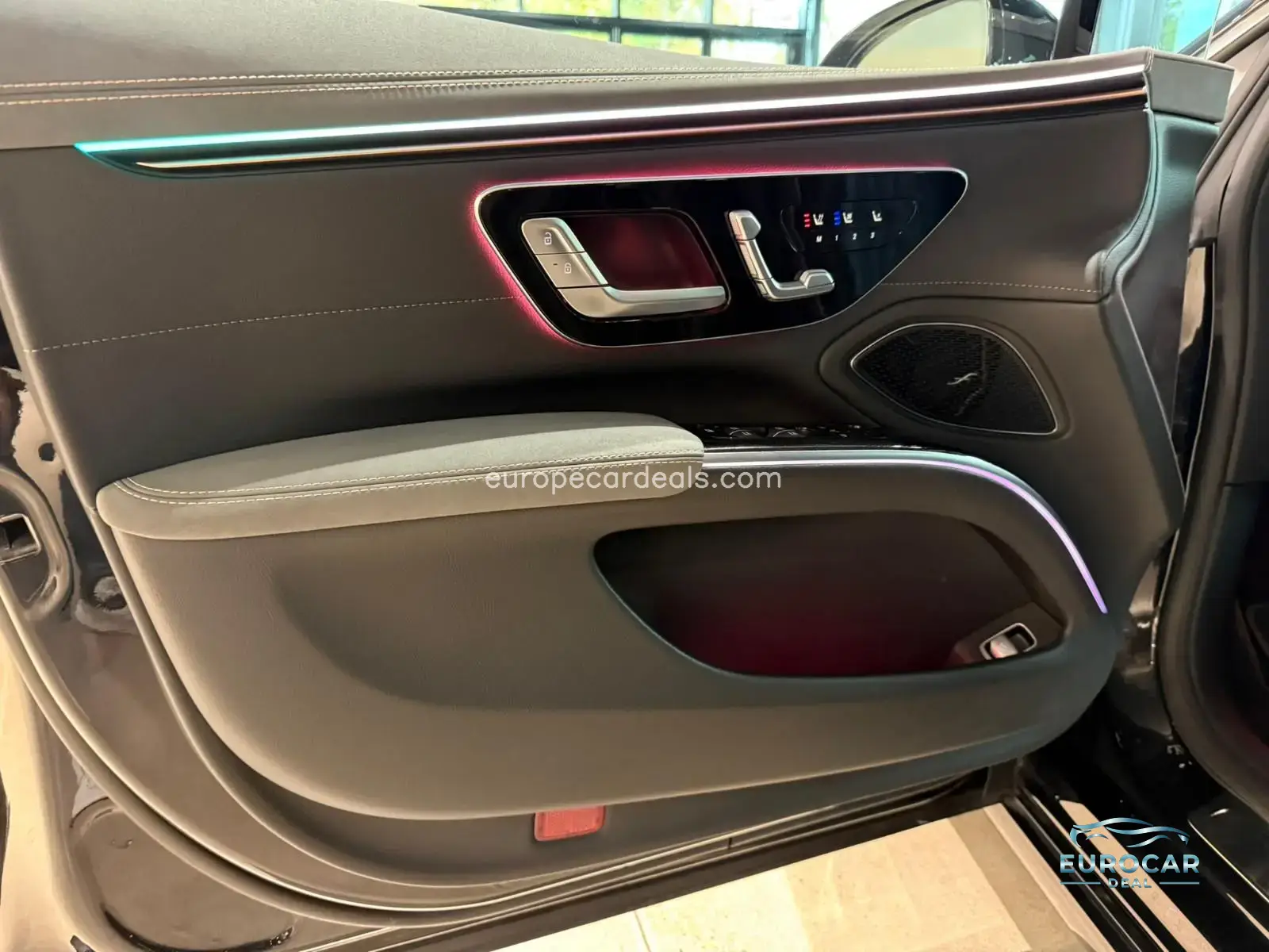 Mercedes-Benz EQS