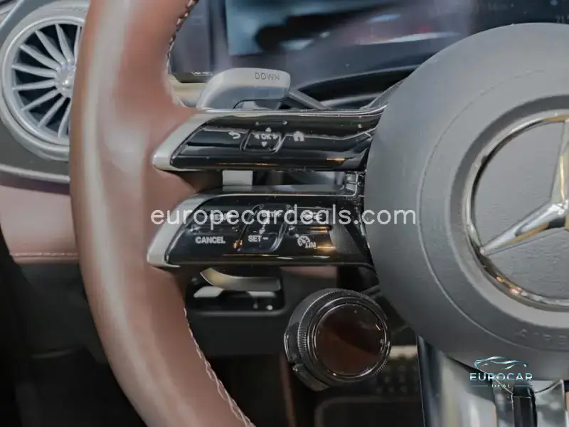 Mercedes-Benz EQS
