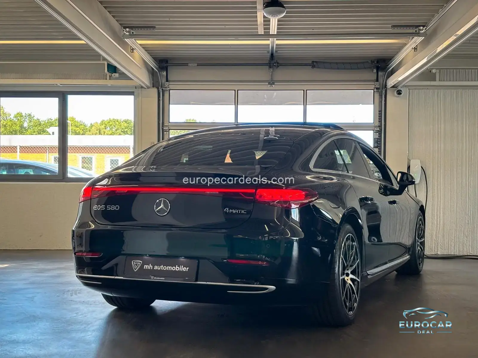 Mercedes-Benz EQS