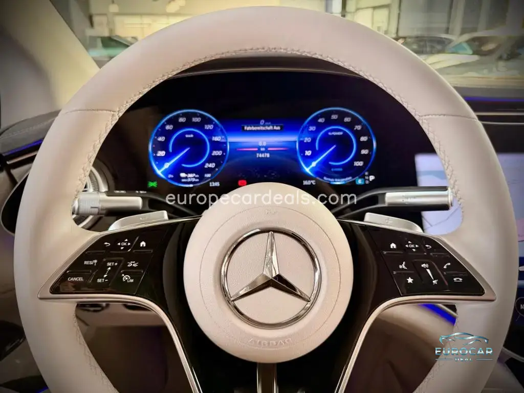 Mercedes-Benz EQS
