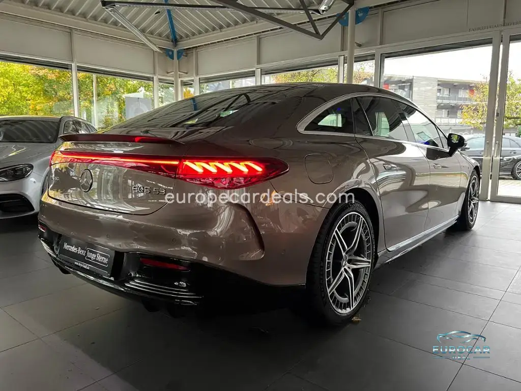 Mercedes-Benz EQS