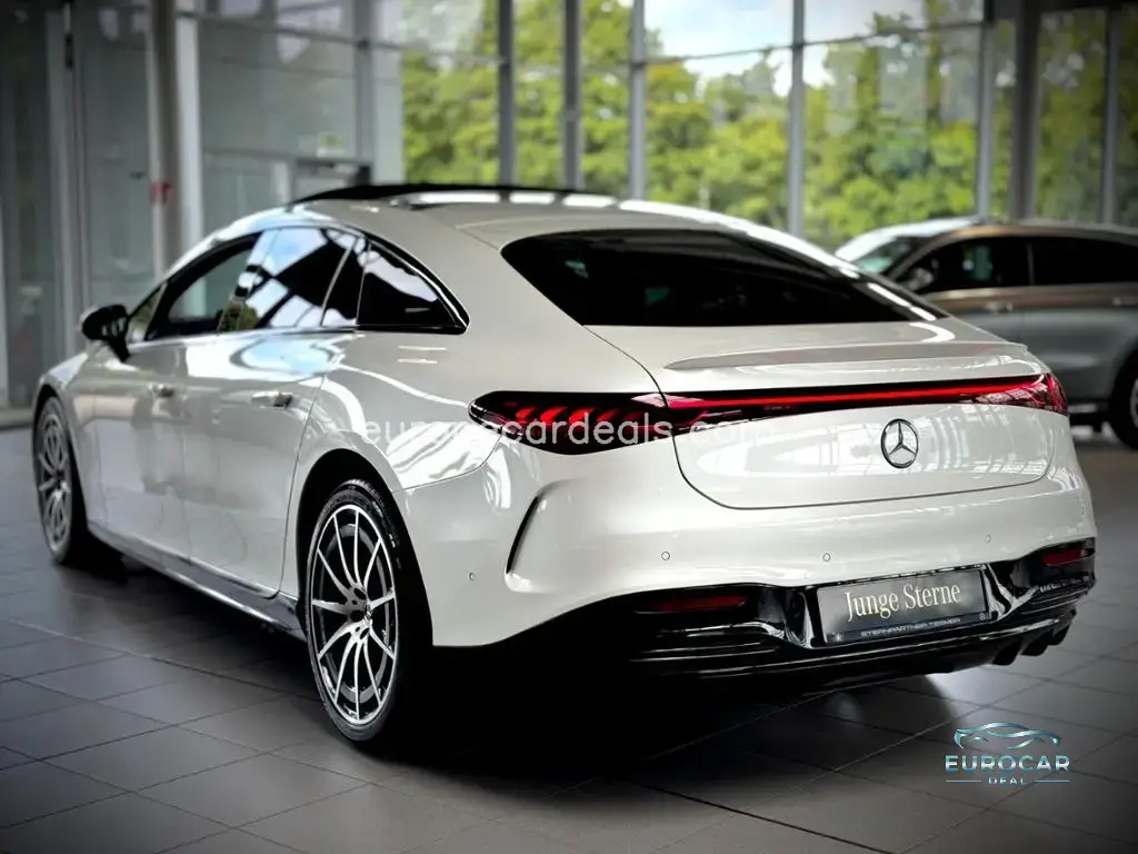 Mercedes-Benz EQS