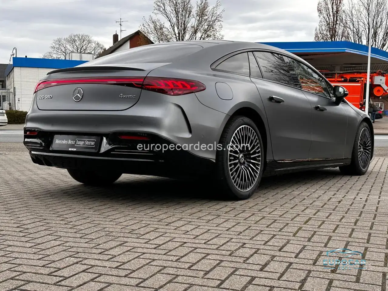 Mercedes-Benz EQS