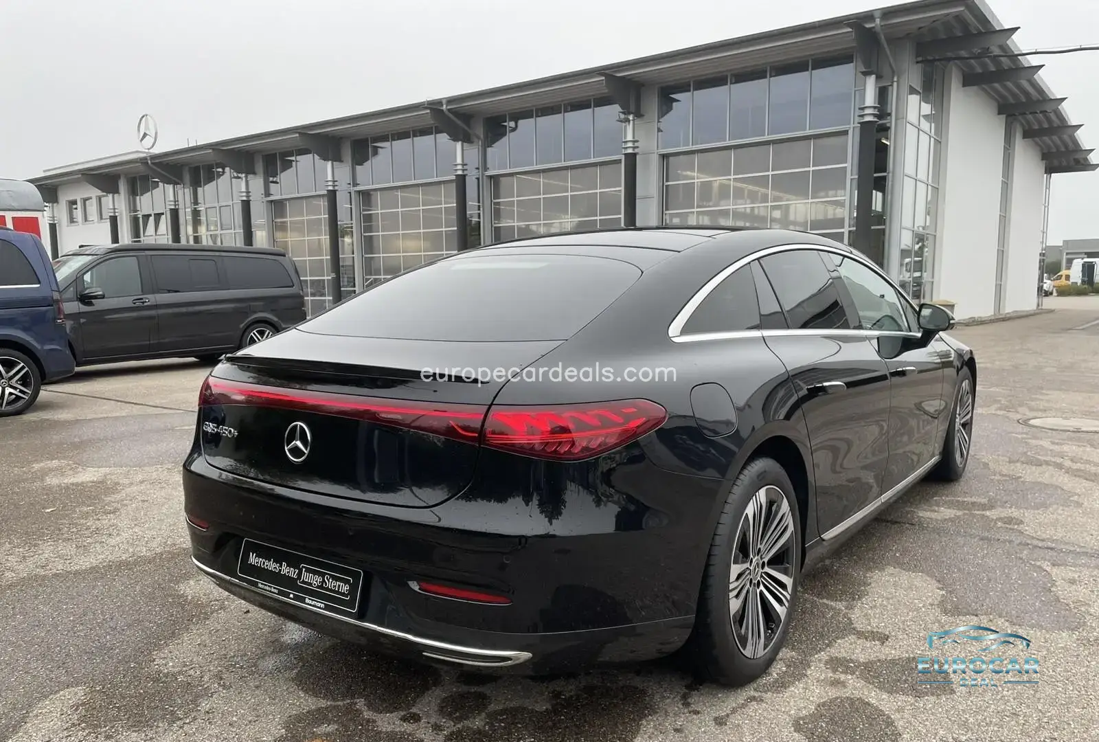 Mercedes-Benz EQS