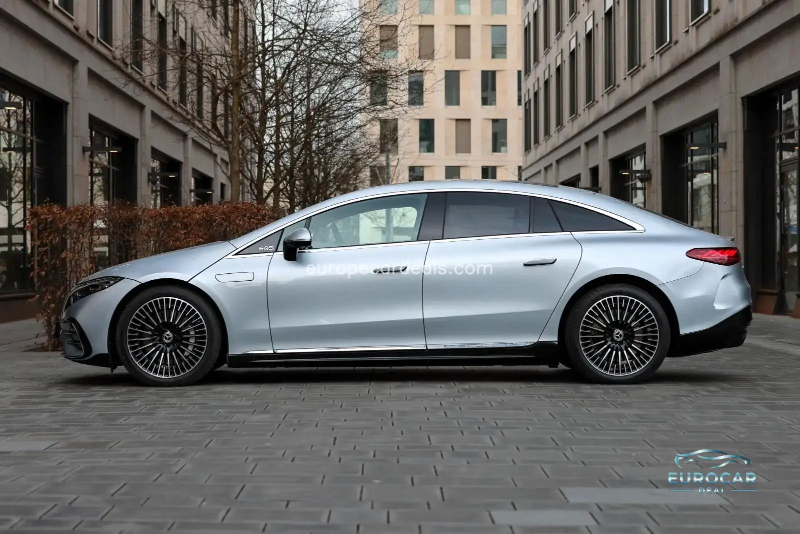 Mercedes-Benz EQS
