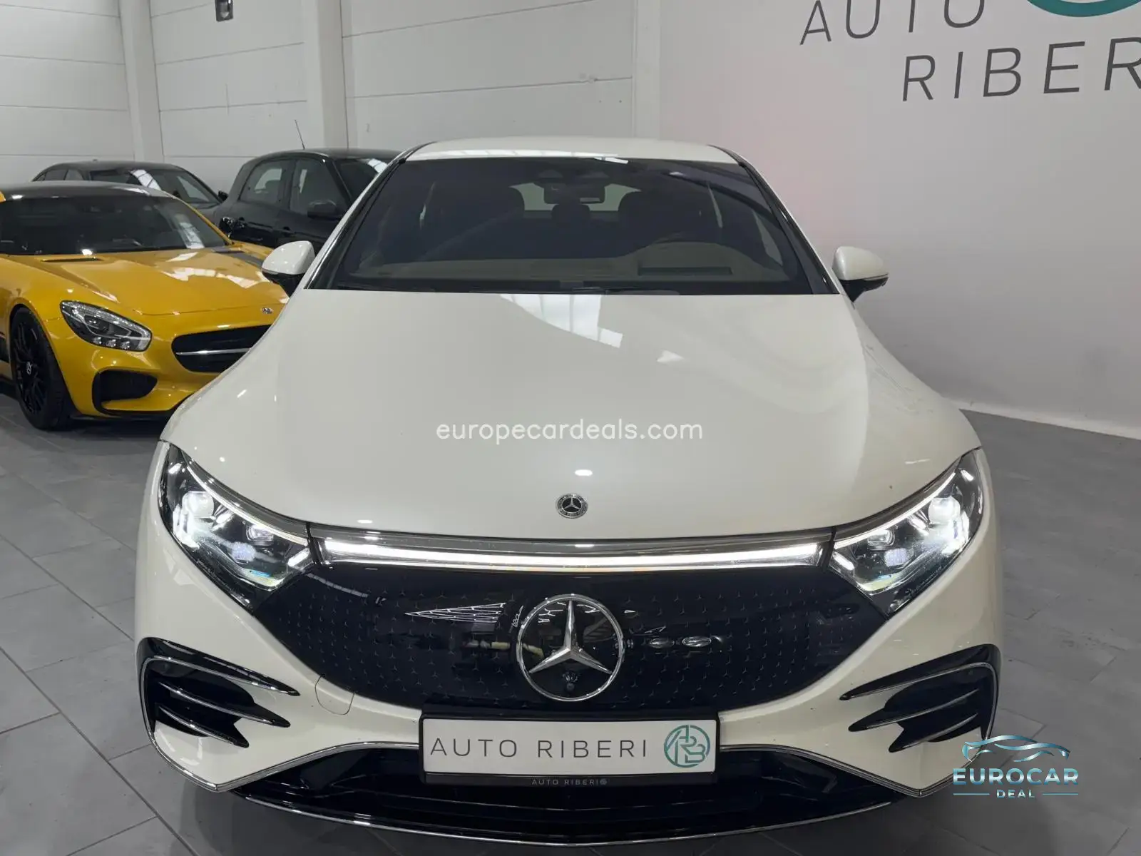 Mercedes-Benz EQS