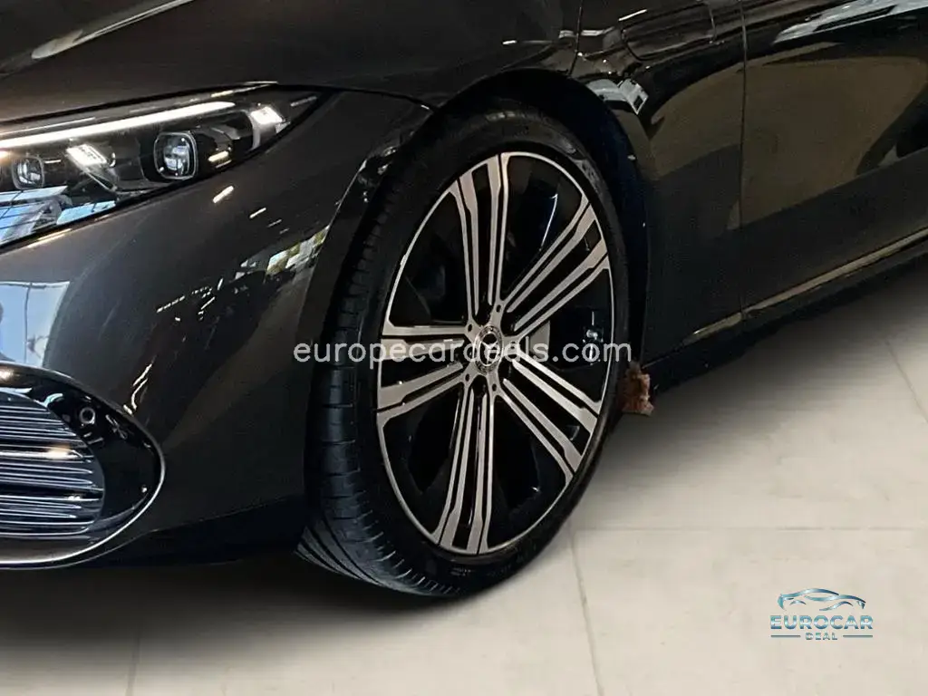 Mercedes-Benz EQS