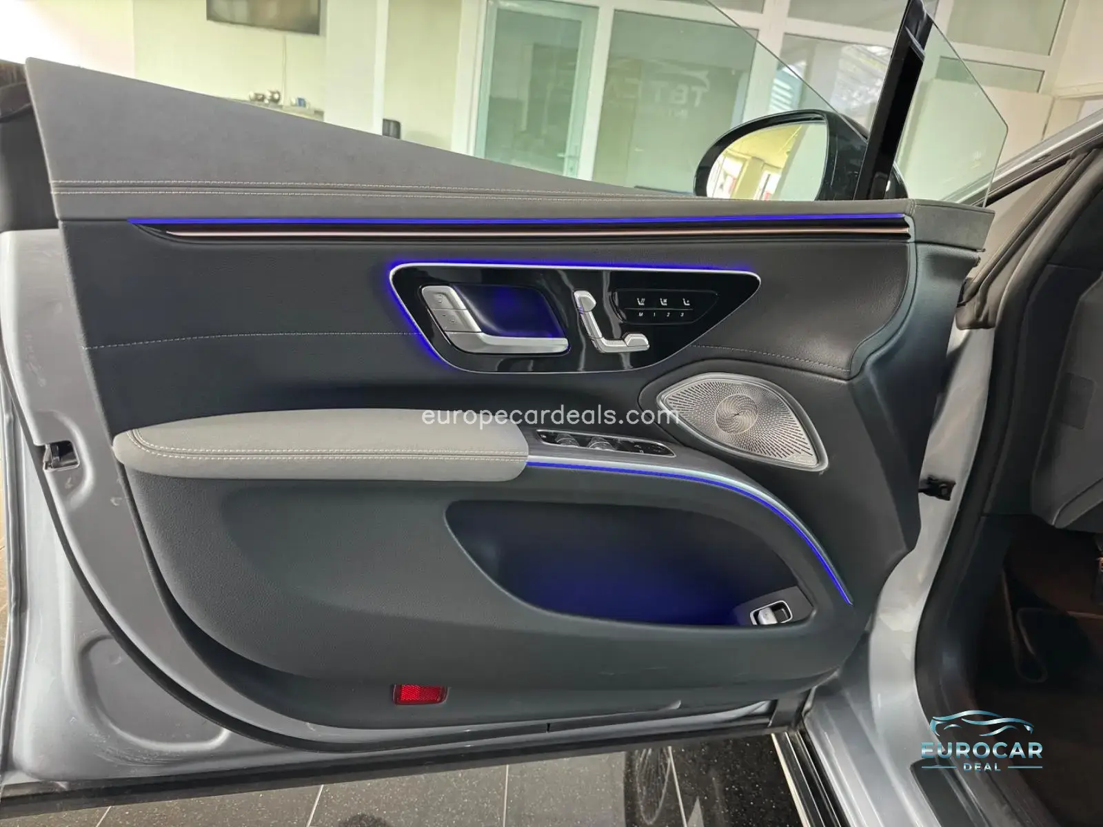 Mercedes-Benz EQS