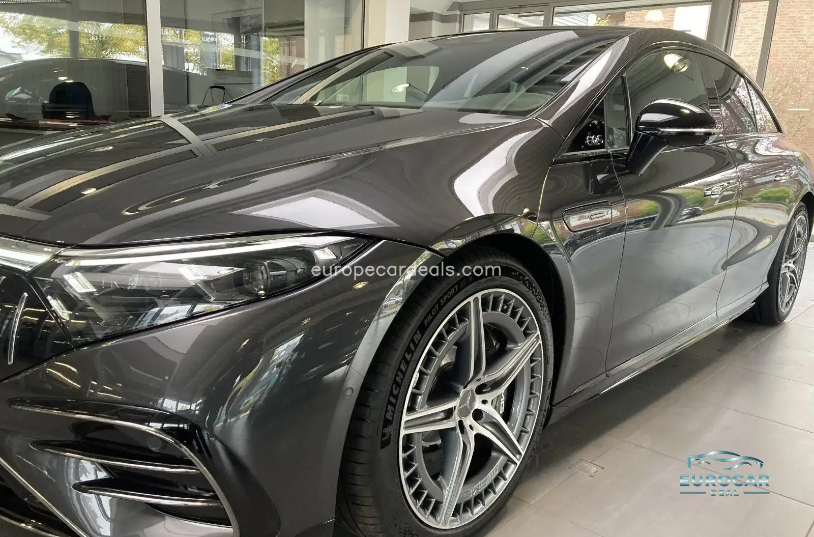 Mercedes-Benz EQS