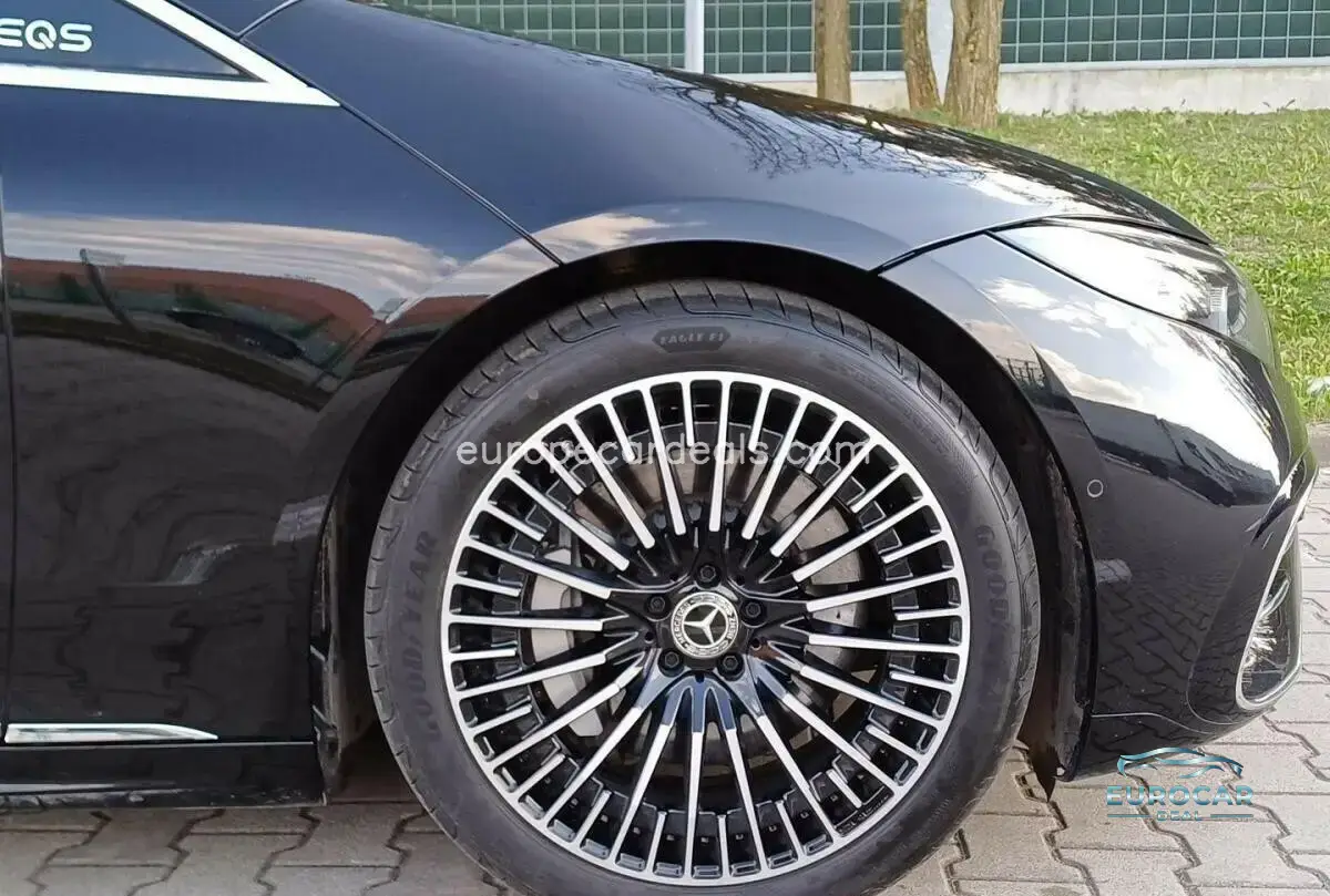 Mercedes-Benz EQS