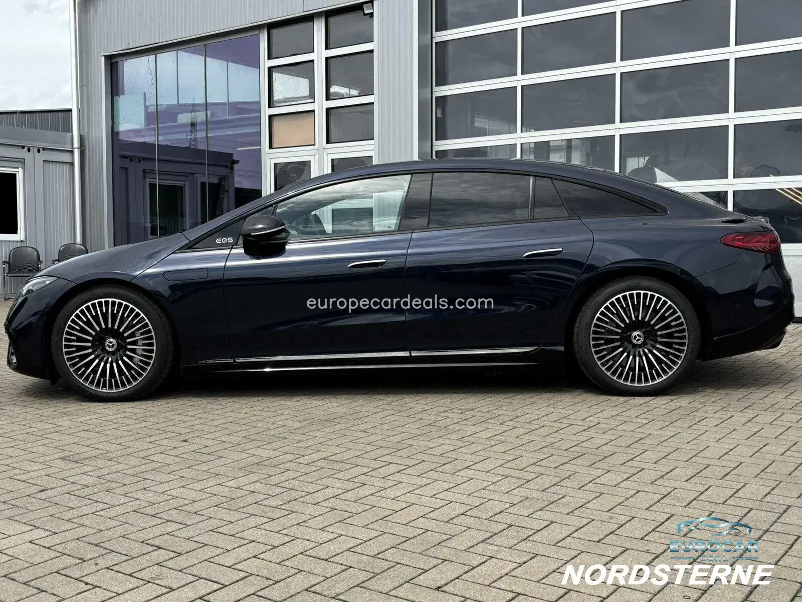 Mercedes-Benz EQS