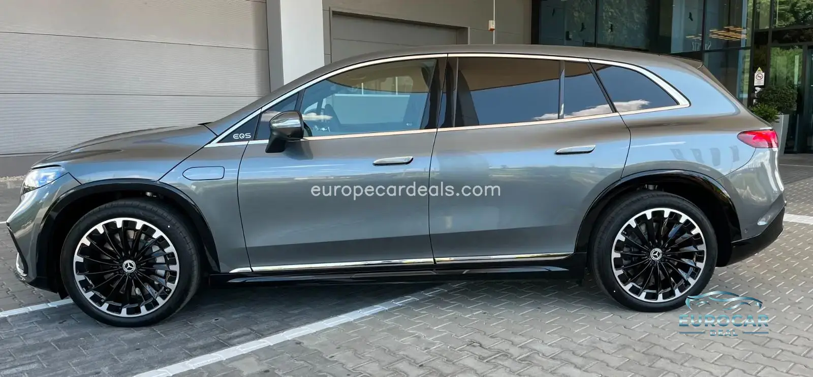 Mercedes-Benz EQS