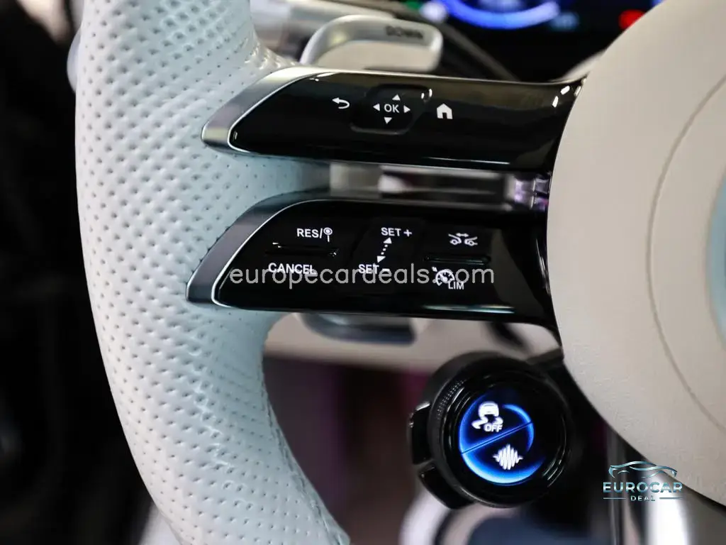 Mercedes-Benz EQS
