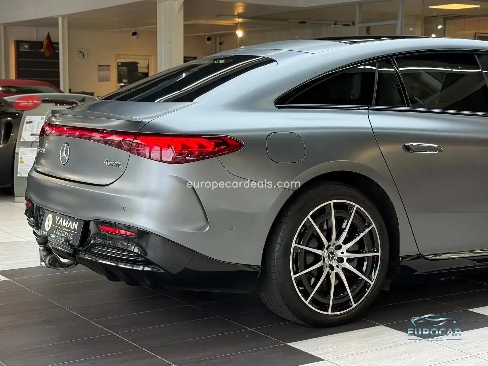 Mercedes-Benz EQS