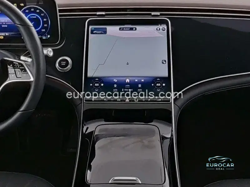 Mercedes-Benz EQS