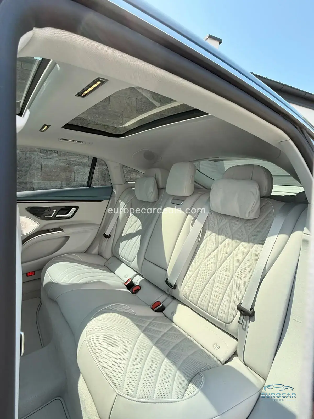 Mercedes-Benz EQS