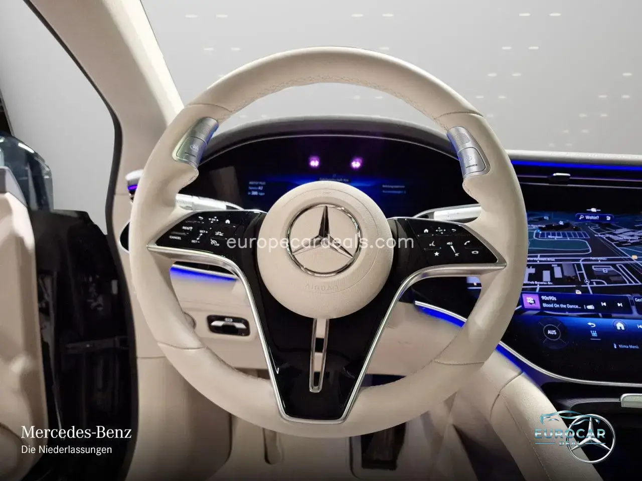 Mercedes-Benz EQS