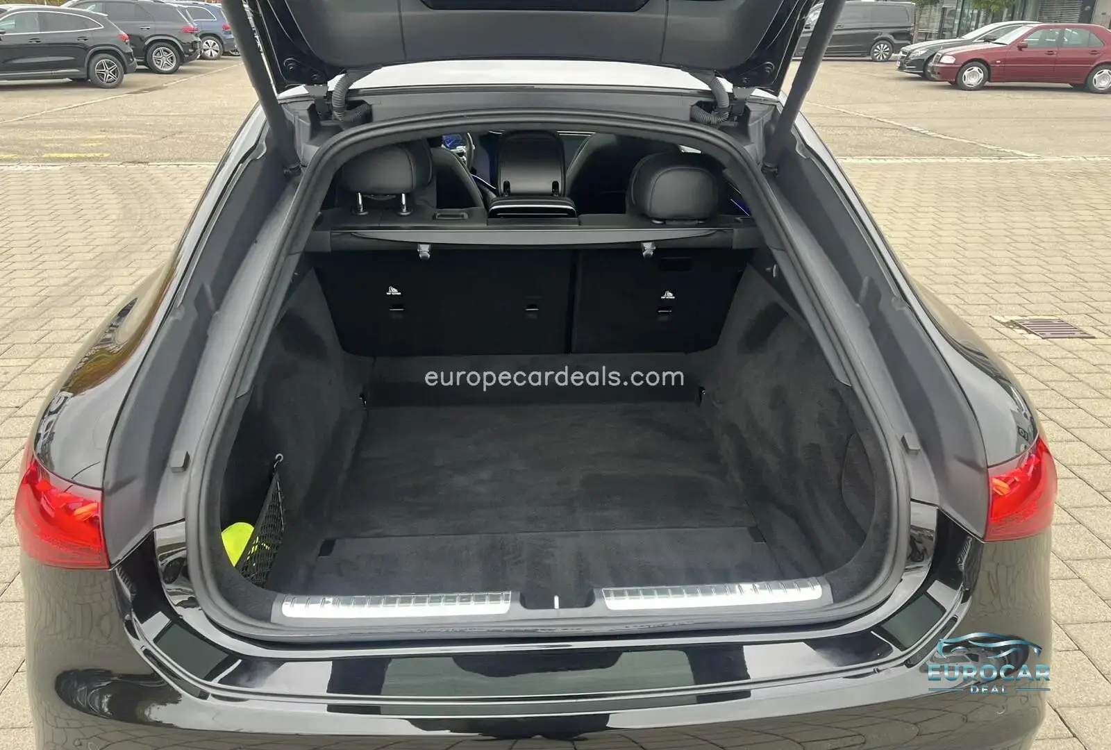Mercedes-Benz EQS
