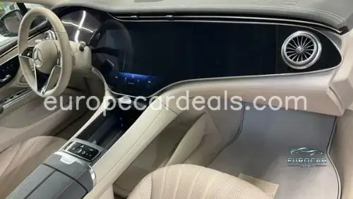 Mercedes-Benz EQS