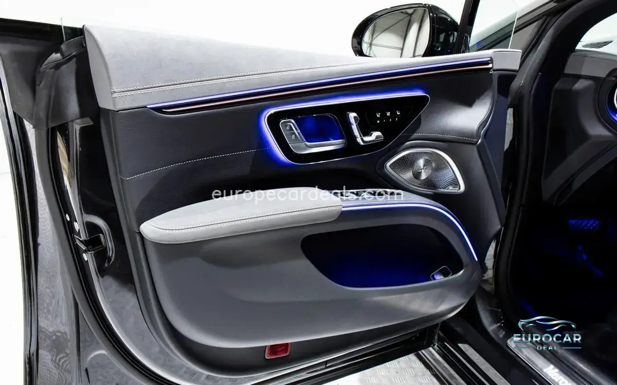 Mercedes-Benz EQS
