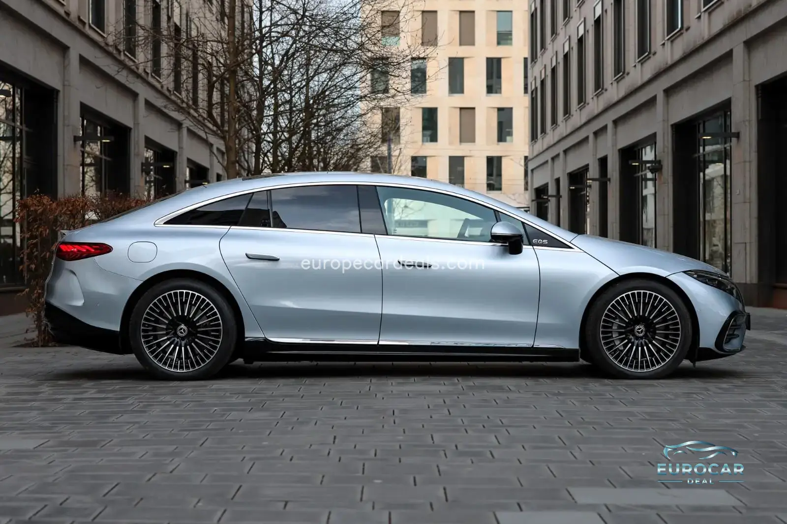 Mercedes-Benz EQS