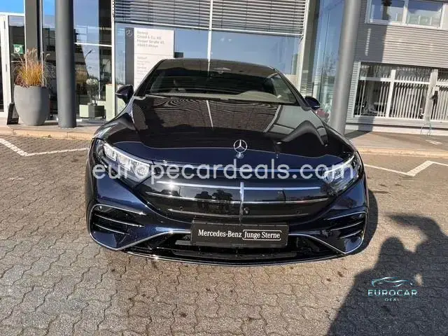 Mercedes-Benz EQS