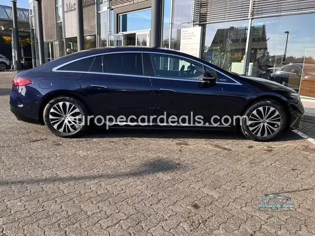 Mercedes-Benz EQS