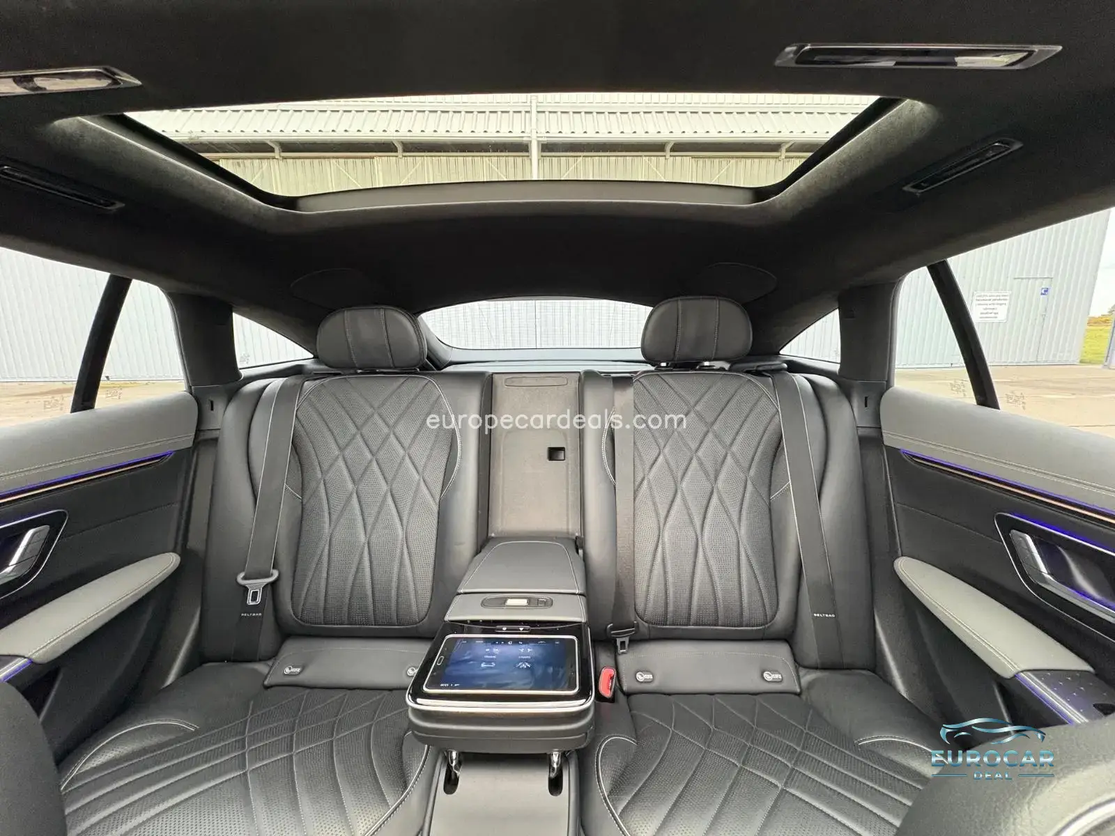 Mercedes-Benz EQS