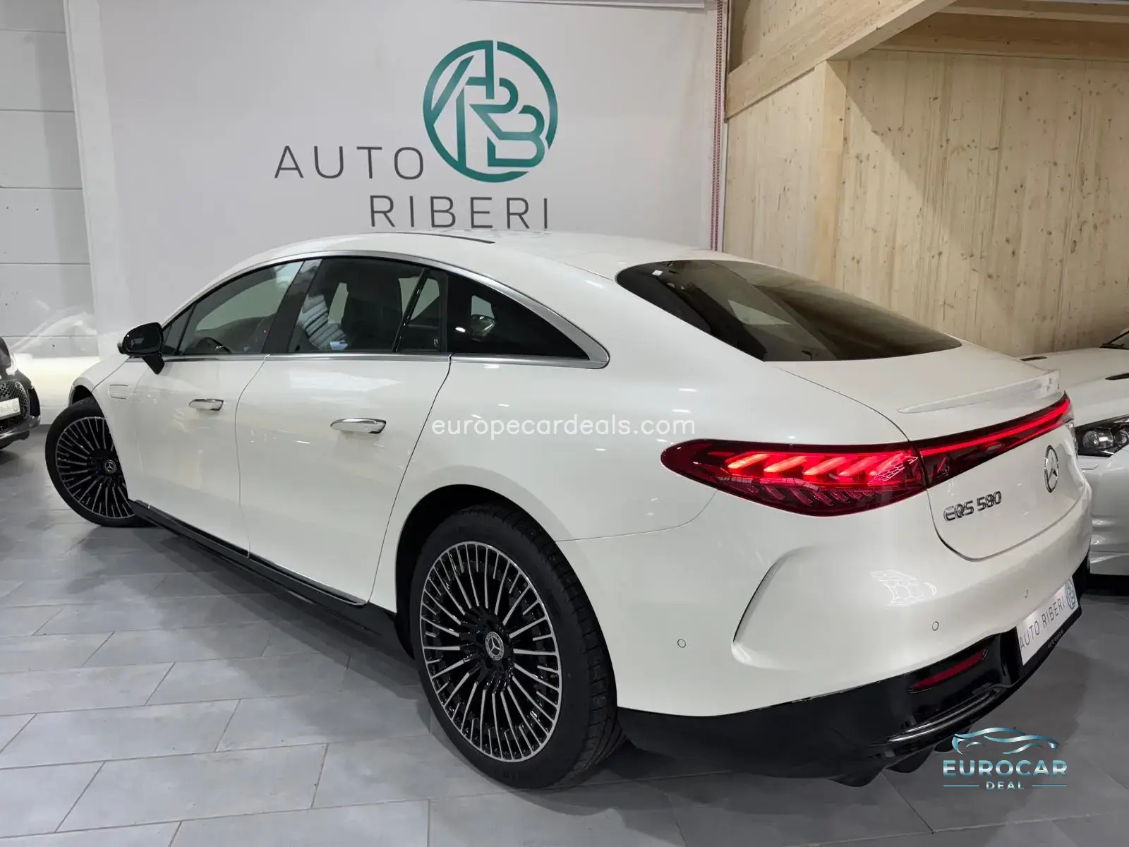 Mercedes-Benz EQS