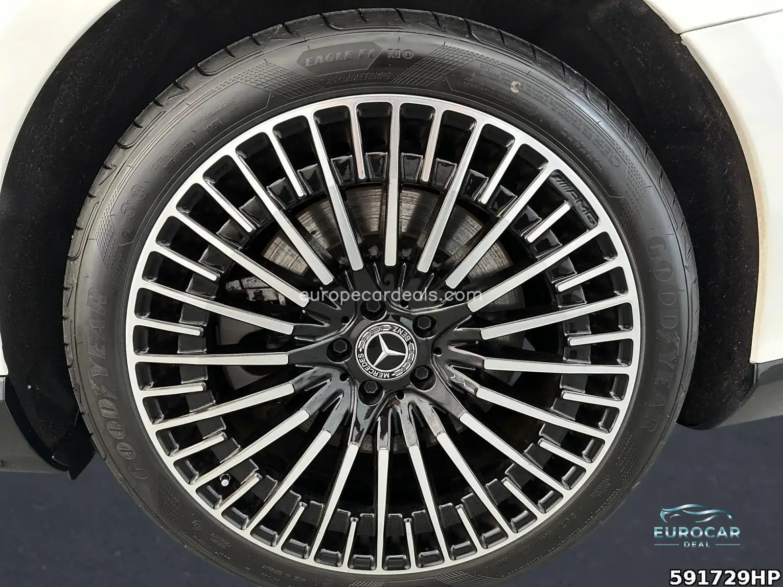Mercedes-Benz EQS