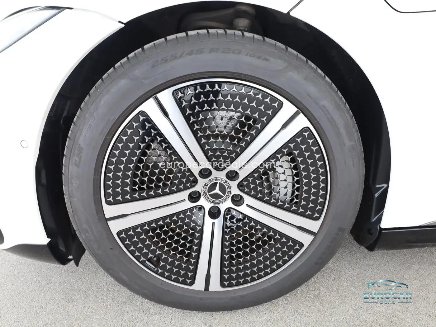 Mercedes-Benz EQS