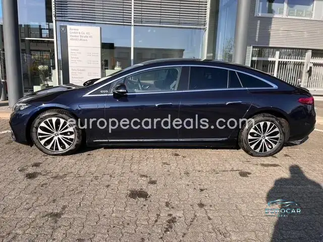 Mercedes-Benz EQS
