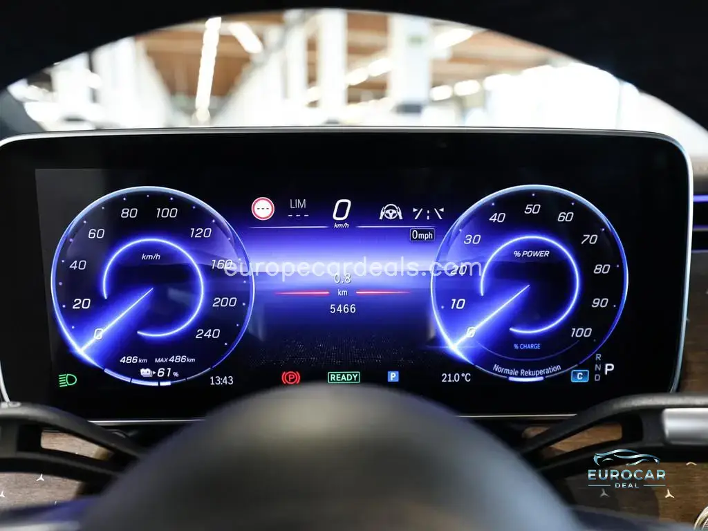 Mercedes-Benz EQS
