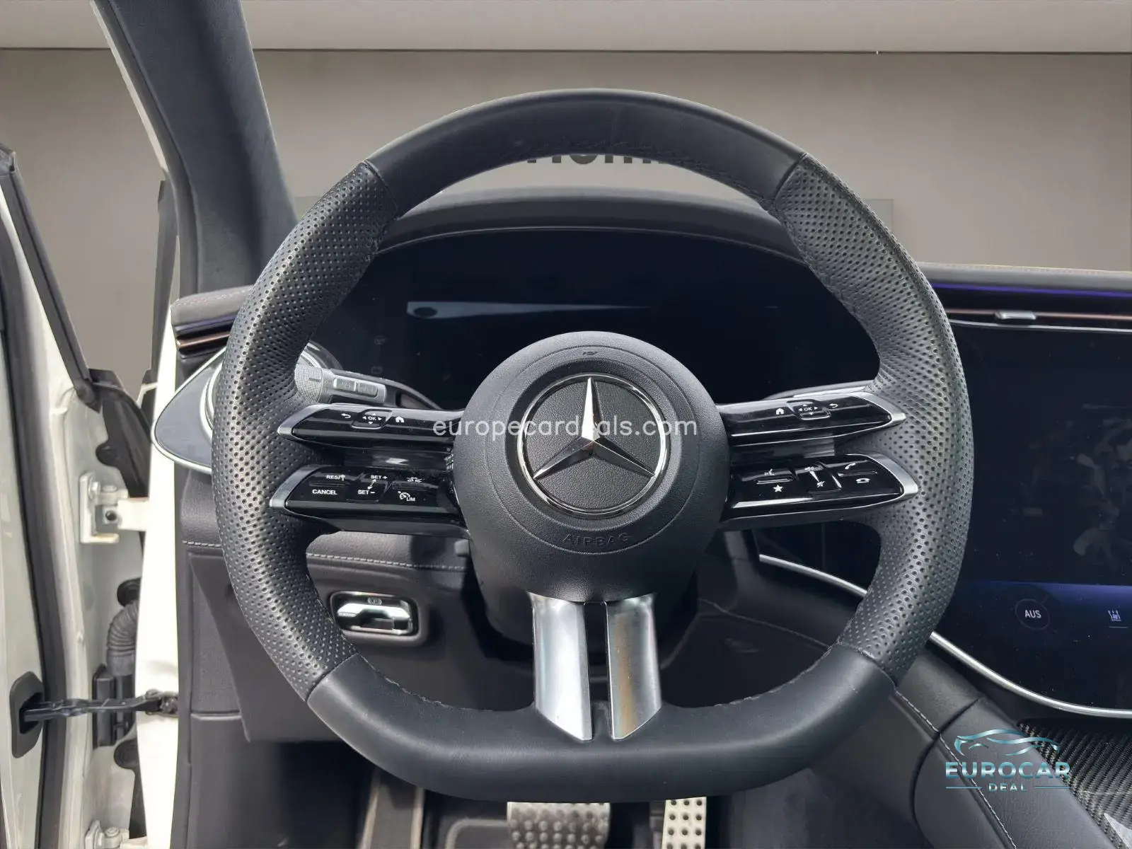 Mercedes-Benz EQS