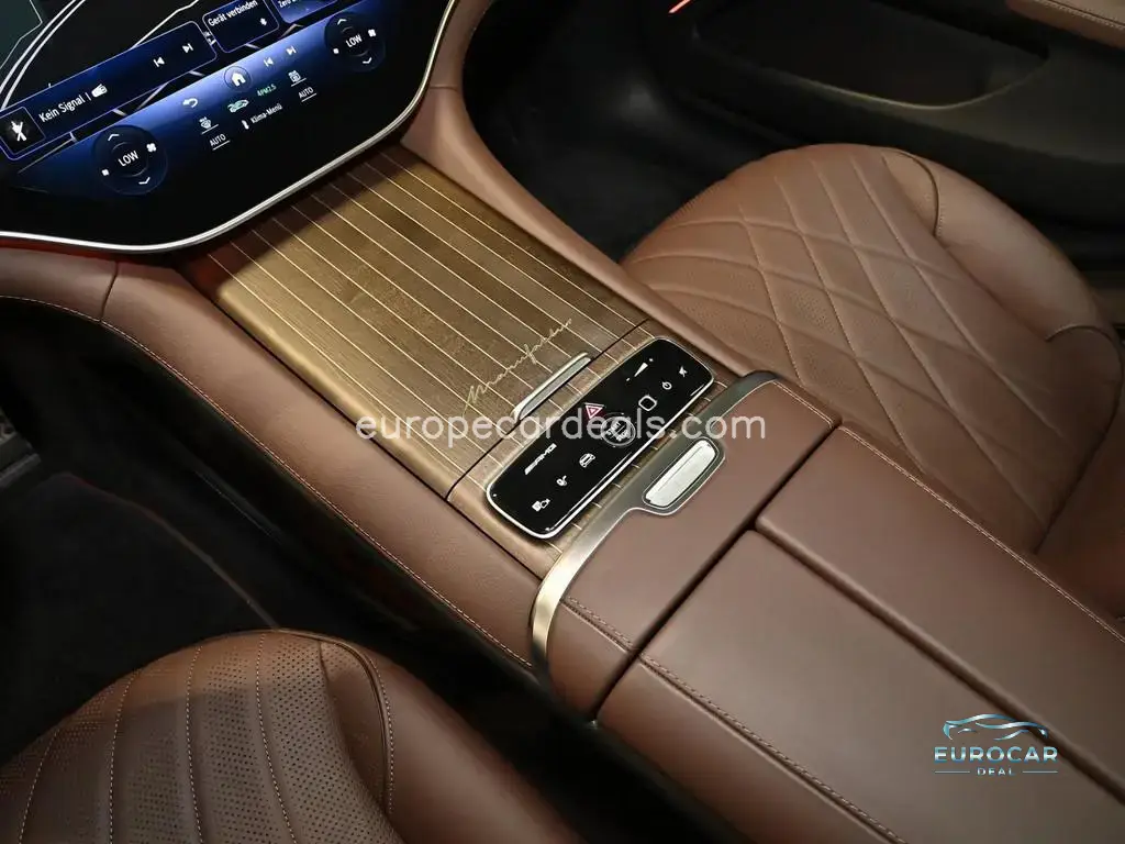 Mercedes-Benz EQS