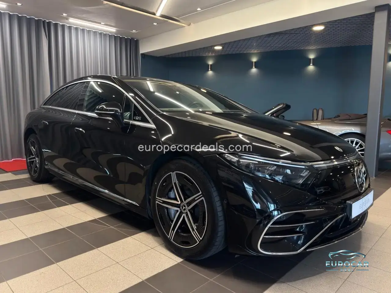 Mercedes-Benz EQS