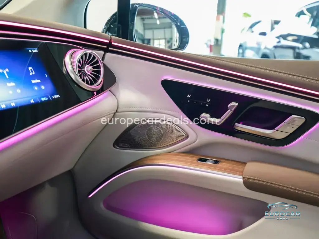Mercedes-Benz EQS