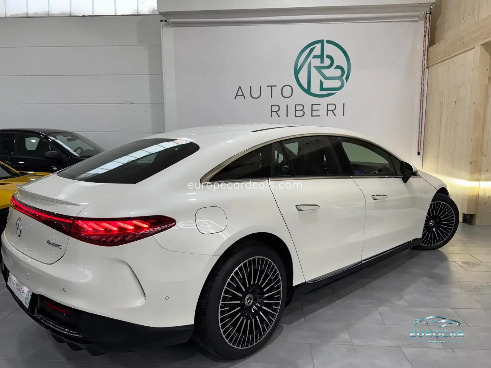 Mercedes-Benz EQS