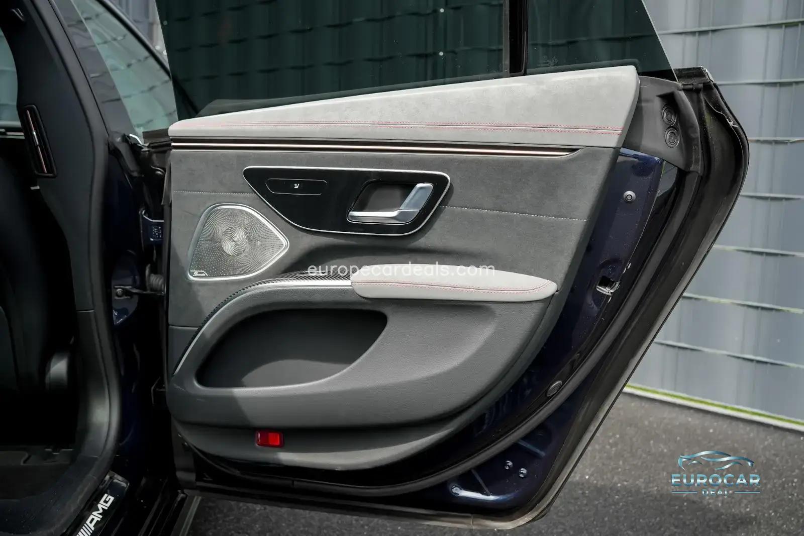 Mercedes-Benz EQS